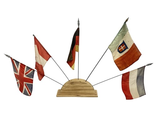 Post ww2 flags the - ww2, united